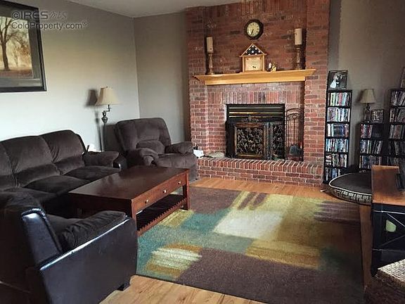 5th image of 306 N Shores Cir