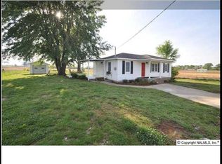 7879 Old Railroad Bed Rd, Ardmore, AL 35739