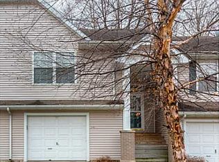 6125 Hickory Ln, Urbandale, IA 50322
