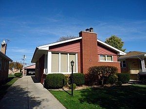 2nd image of 3124 W 101st Pl