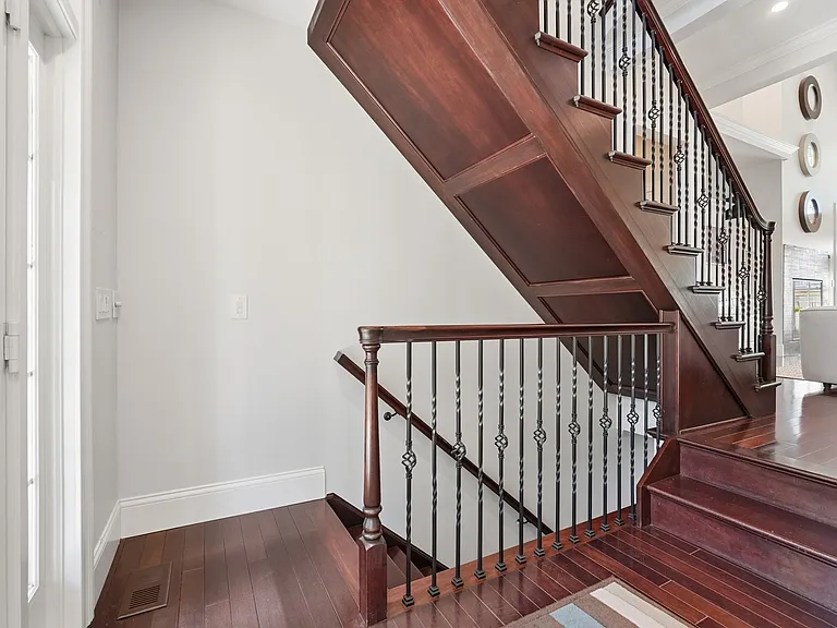 306 Harvard Ave — Photo 51