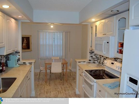 2nd image of 1501 Cayman Way APT L2