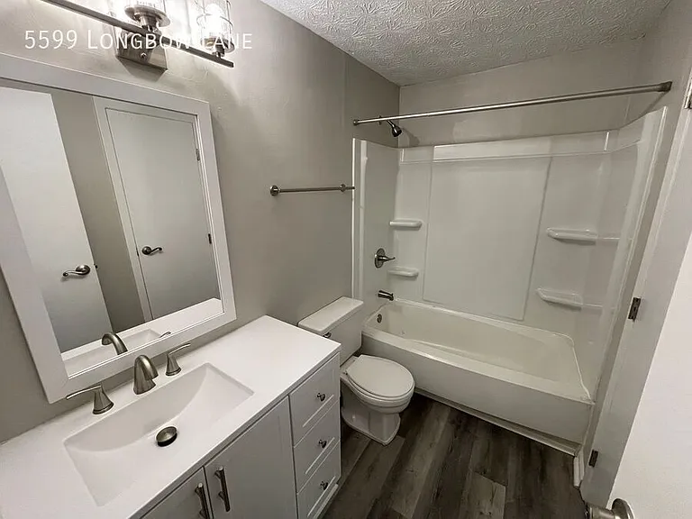 5599 Longbow Ln — Photo 13
