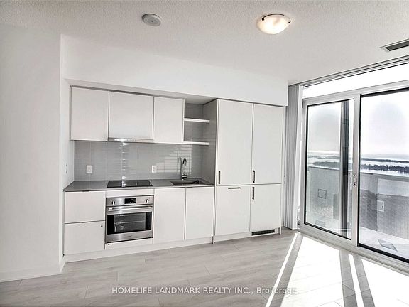 5th image of 100 Harbour St #4908