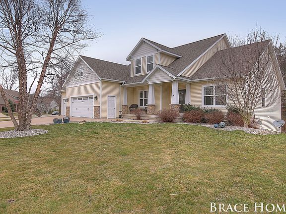 2nd image of 2962 Coppergrove Dr NE