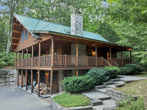 3rd image of 40 Lindsley Circle
