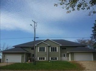 S7433 W Ern Ave, Sumpter, WI 53951