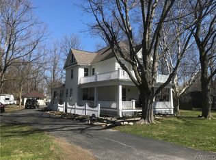 6640 Webster Rd, Orchard Park, NY 14127