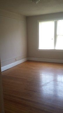 2nd image of 5347 Cabanne Ave APT 1N