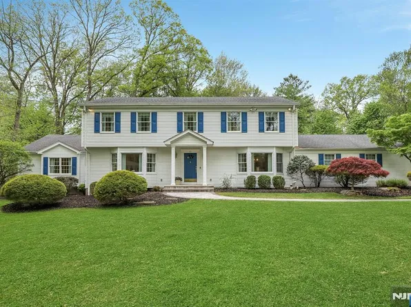 37 Longridge Rd, Montvale, NJ 07645