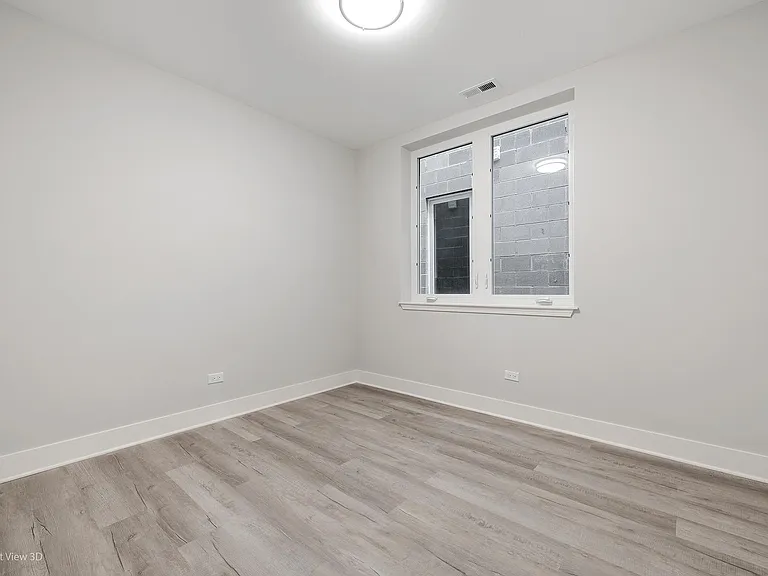 1239 S Fairfield Ave #2 — Photo 9