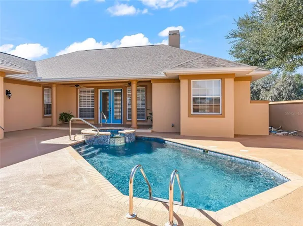 1412 Meadow View Way, Lady Lake, FL 32159