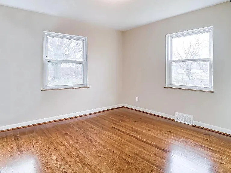 348 Don Ln — Photo 11