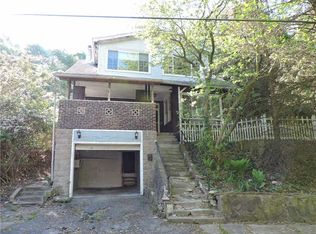 28 Wilkins Rd, Pittsburgh, PA 15221