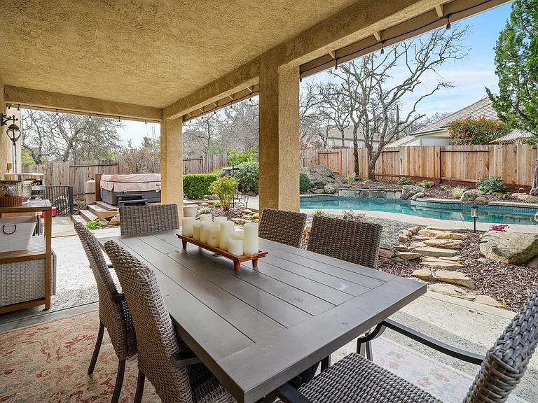 3180 Warren Ln — Photo 38