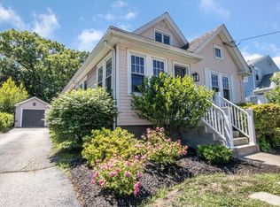72 Academy Ave, Weymouth, MA 02189