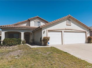 15822 Cascade Dr, Fontana, CA 92336