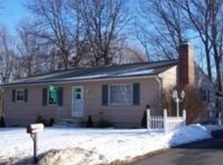 35 Helberg Rd, Springfield, MA 01128