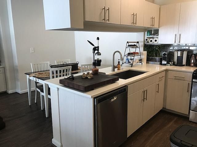 1st image of 43815 Timber Sq #106