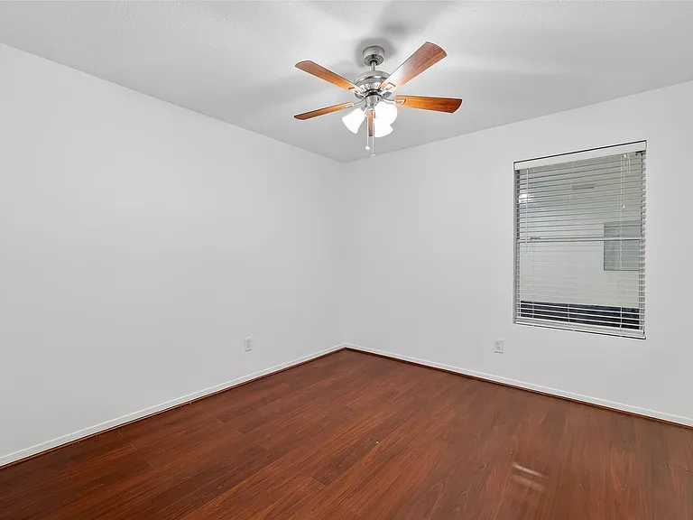 19530 Harvest Stream Way — Photo 33