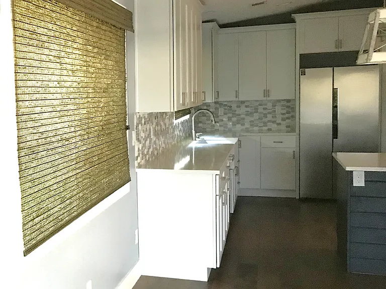 324 Selma St — Photo 11