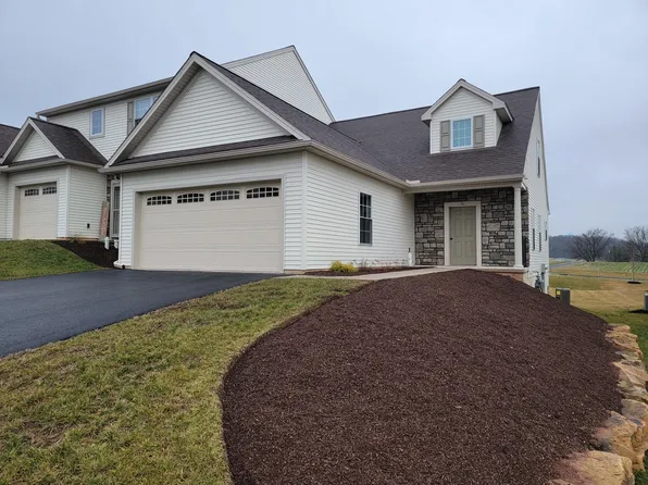 36 Maize Cir, Elizabethtown, PA 17022