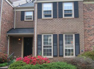 5425 Cabot Ridge Ct, Fairfax, VA 22032