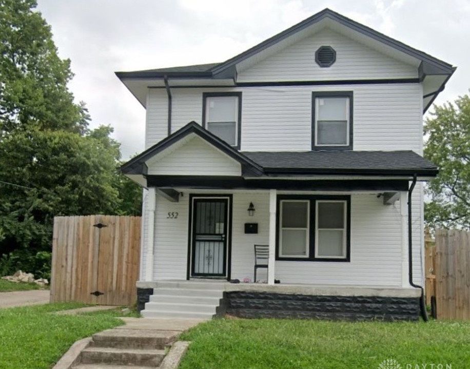 1st image of 552 Huron Ave