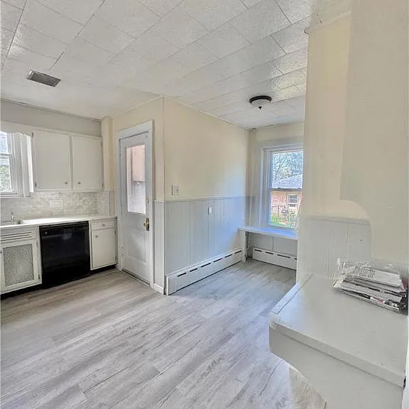 2518 W Tilghman St — Photo 11