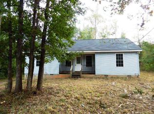 731 Hammett Rd, Campobello, SC 29322