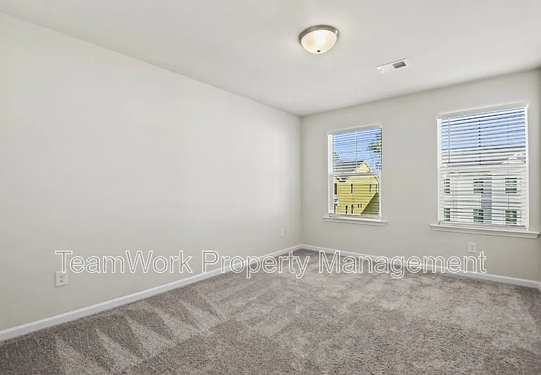 9413 Sun Fountain Dr — Photo 24