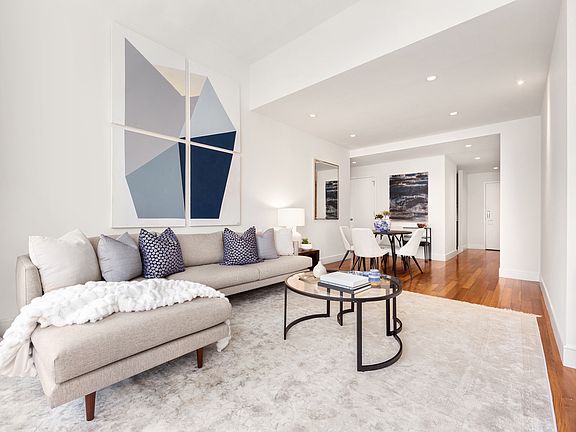 2nd image of 250 E 53rd St APT 806