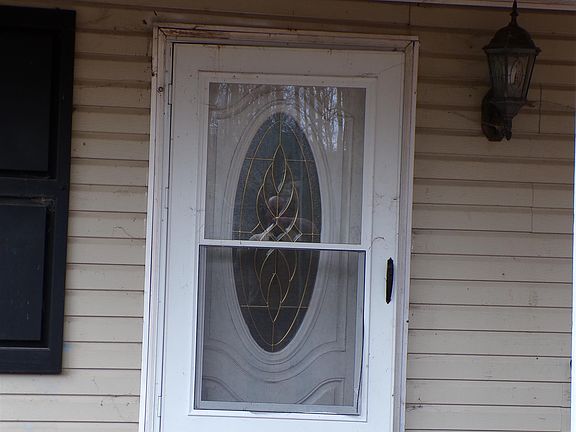 2nd image of 145 Eastman St