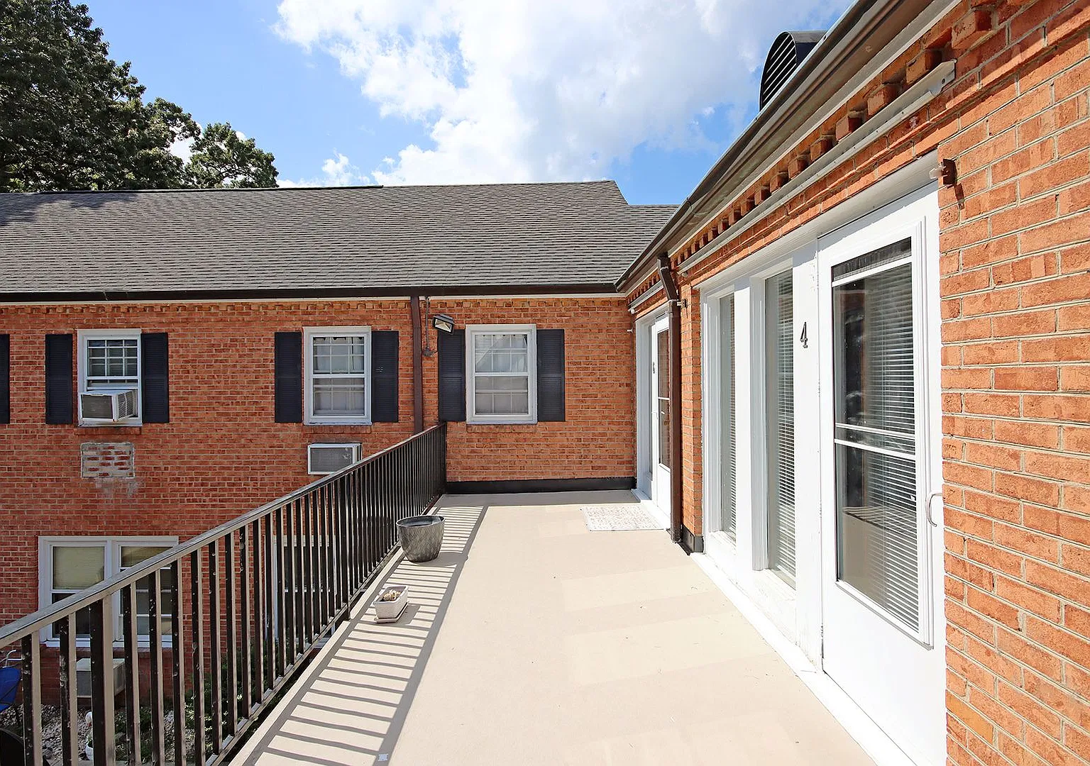 2027-2028 Student Housing Near UVA's School of Data Science — Photo 1