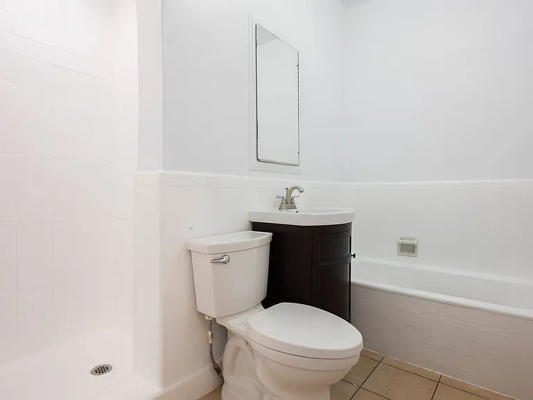 227 S Gale Dr — Photo 8