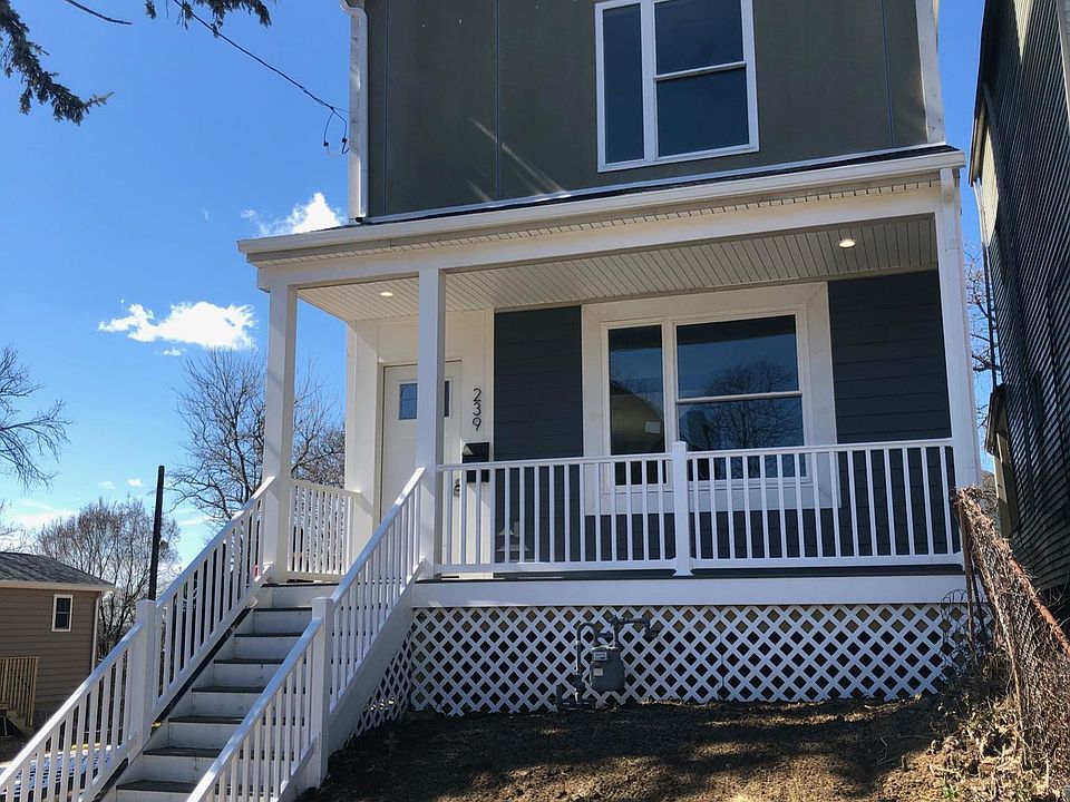 Front of House before top was painted