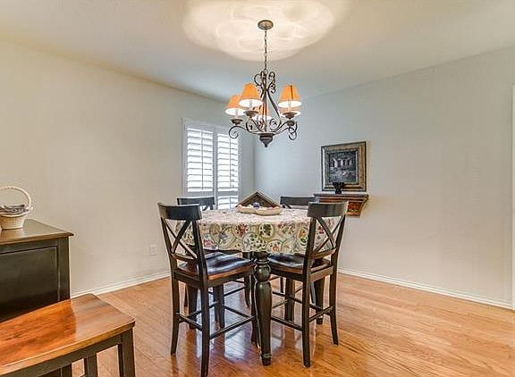 4th image of 4216 Lake Vista Dr