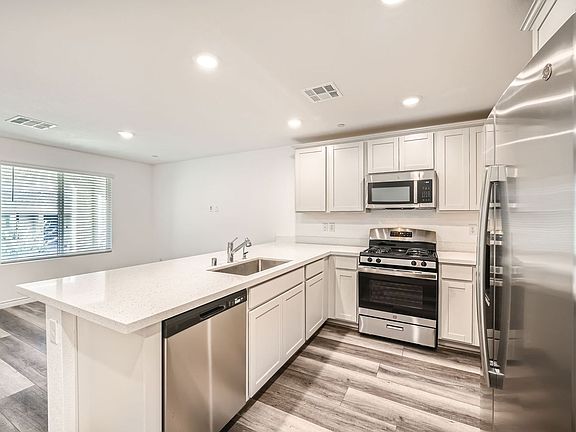 3rd image of 10773 Astell Isle Ct