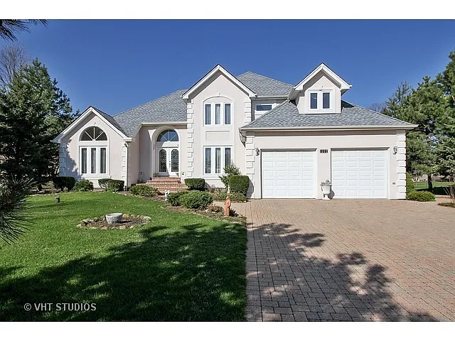 1222 Leinster Dr photo 1