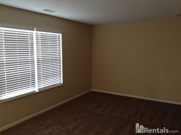3rd image of 80 Waterstone Dr