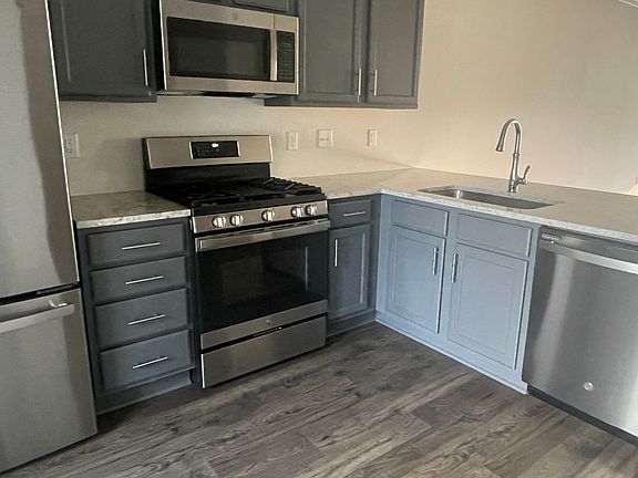 5th image of 5513 Coopers Walk Ln