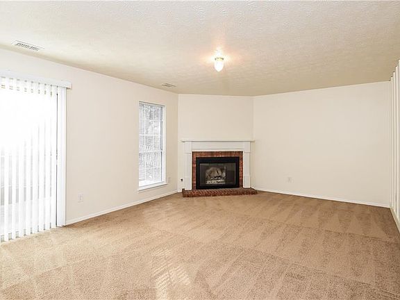 4th image of 1671 Spindle Ct