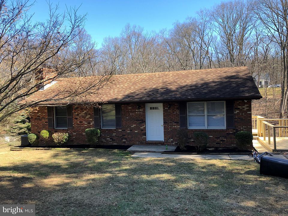 1st image of 6909 Pine Hill Ct