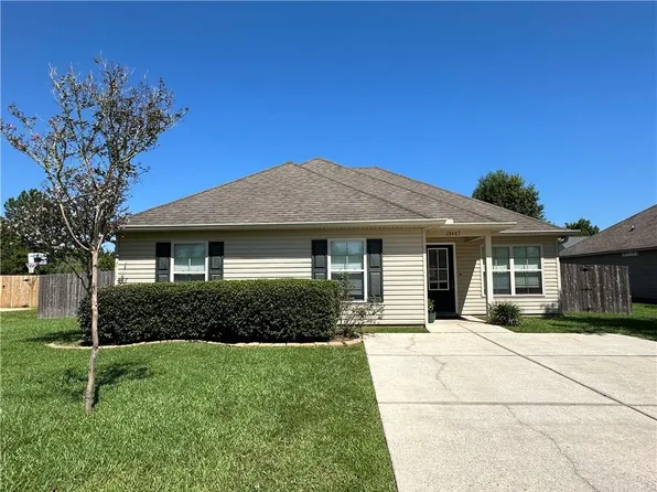 28487 Holiday Dr, Ponchatoula, LA 70454
