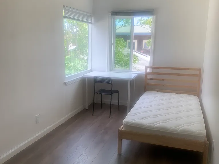 1348 Francisco St — Photo 2