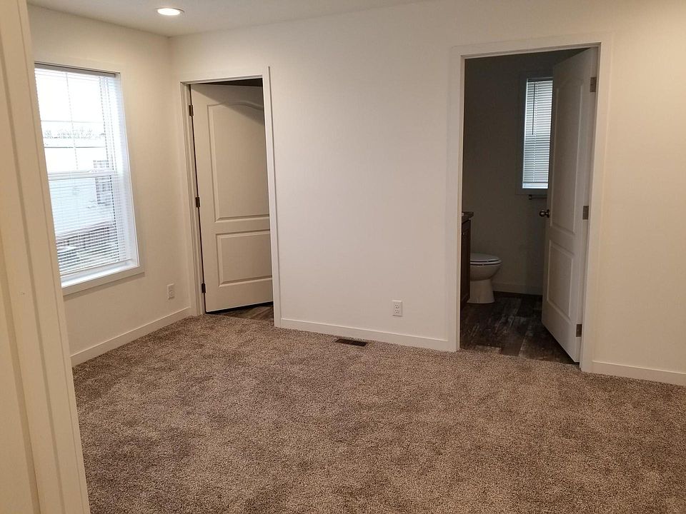 2nd image of 57400 Bedford Blvd #264