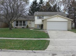 1601 W Jo Ann Ln, Addison, IL 60101