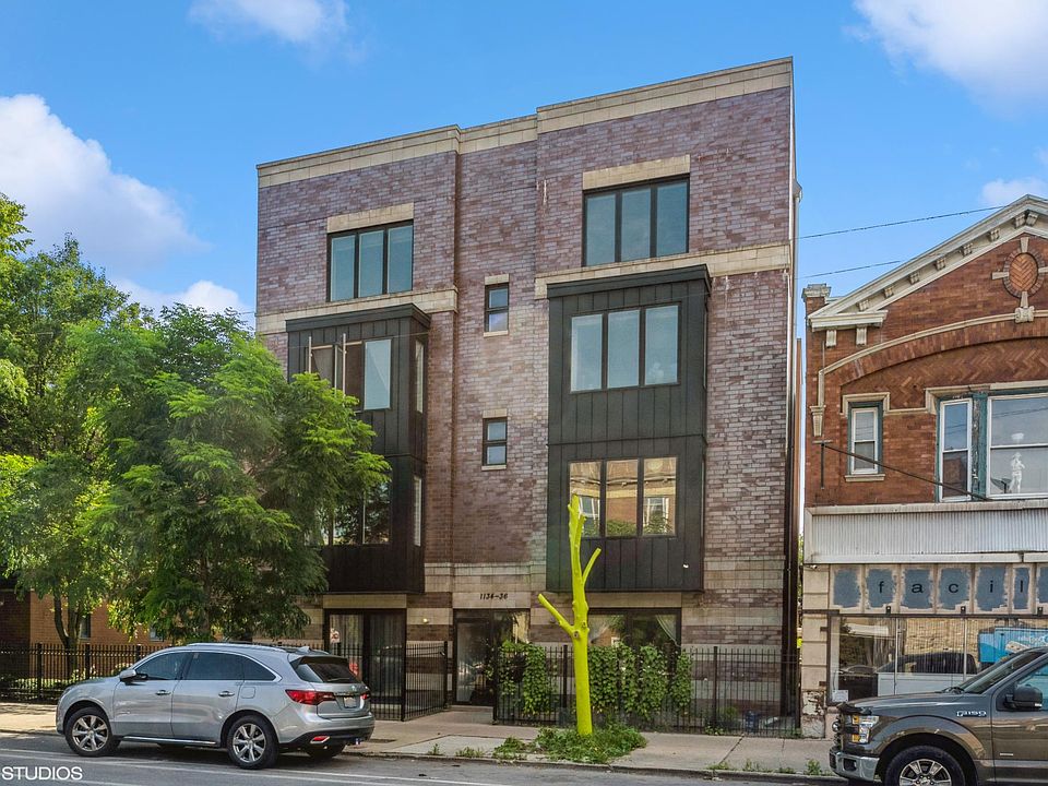 1st image of 1136 N California Ave APT 402