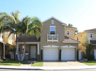 6605 Feather Dr, Huntington Beach, CA 92648