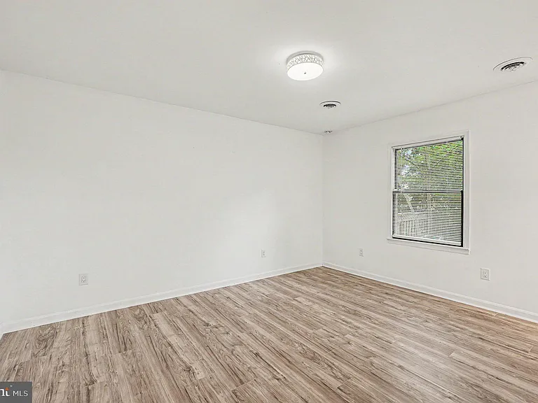 78 Woodmount Dr — Photo 13